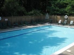 41 Lakeview Dr, Old Tappan, NJ 07675