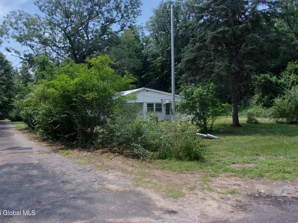 275 Greenfield Ave Rear, Ballston Spa, NY 12020