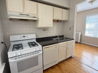 4256 N Mozart St #3A, Chicago, IL 60618