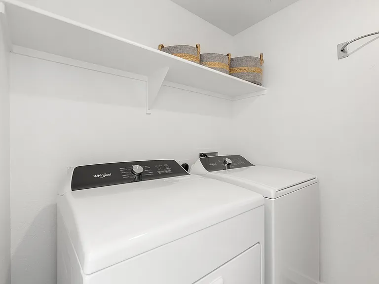 Pique Residences — Photo 32