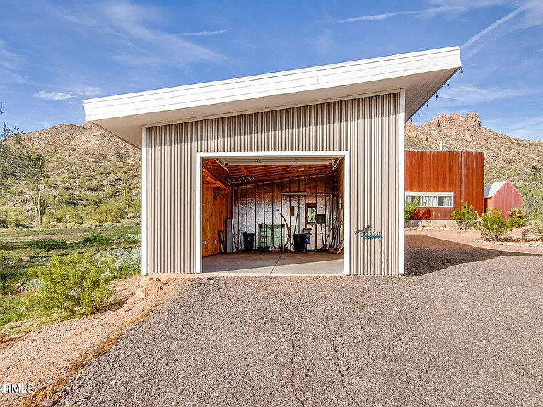 5561 N Gold Dr — Photo 7