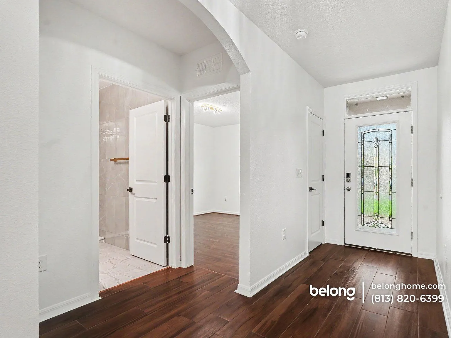 4 bed, 2.0 bath, 1826 sqft, $2,575 — Photo 3