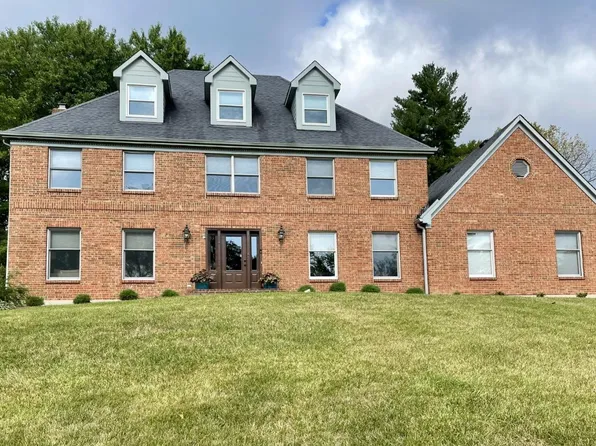 2769 Lawyers Point Dr, Cincinnati, OH 45244