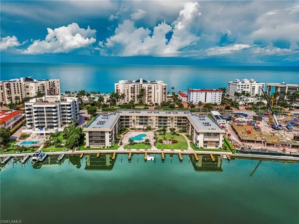 3200 Gulf Shore Blvd N APT 205, Naples, FL 34103
