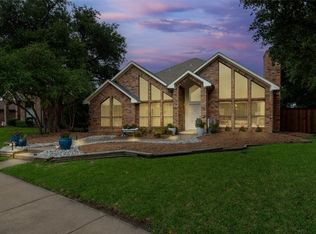 2203 Glen Helen Cir, Carrollton, TX 75007