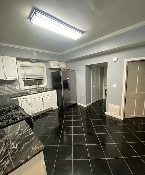141 Lexington Ave #2 — Photo 14