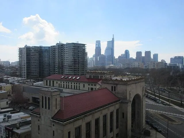 2 bed, 972 sqft, $2,100 — Photo 3