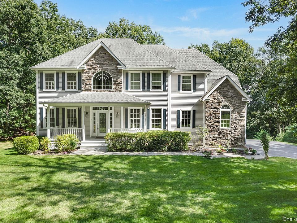 1st image of 127 Shagbark Lane
