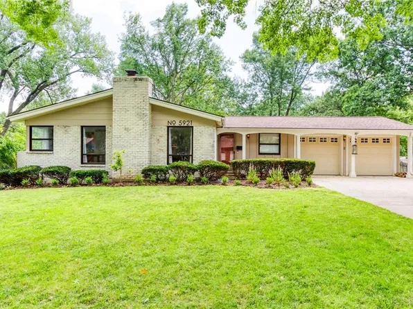 5921 W 88th St, Overland Park, KS 66207