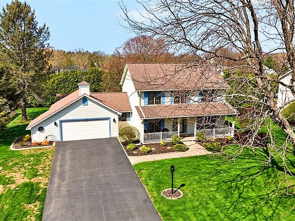 3rd image of 480 Spring Meadow Ln