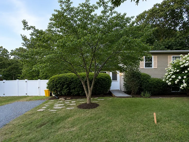 8333 Elm Rd #B — Photo 1