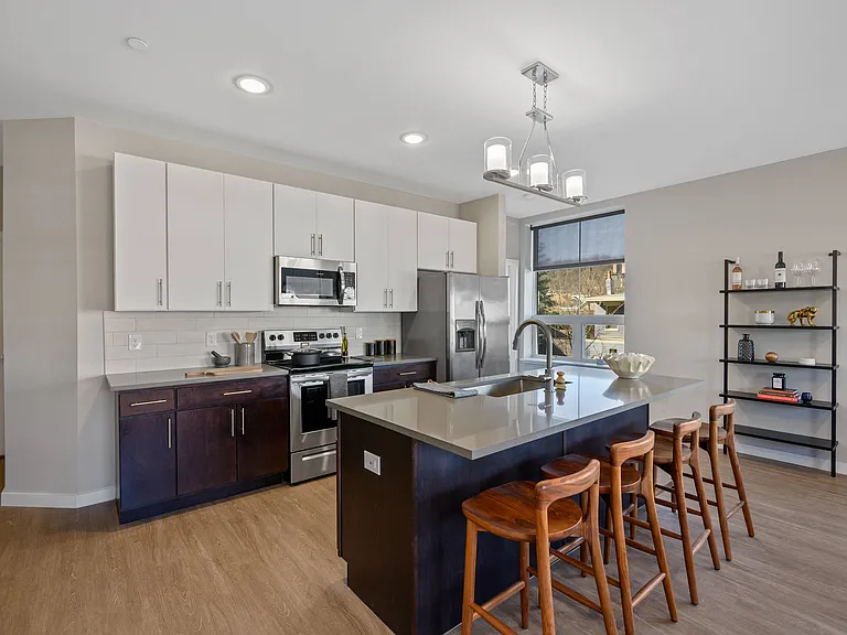 JRG Lofts — Photo 1