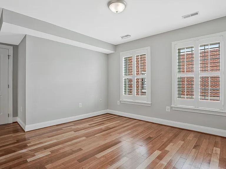 911 Kennedy St NW #11B — Photo 27