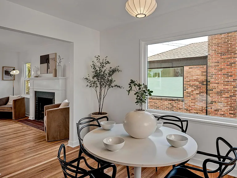 808 W Armour St — Photo 24
