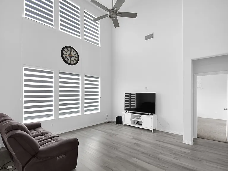 13088 Mizell Ln — Photo 10