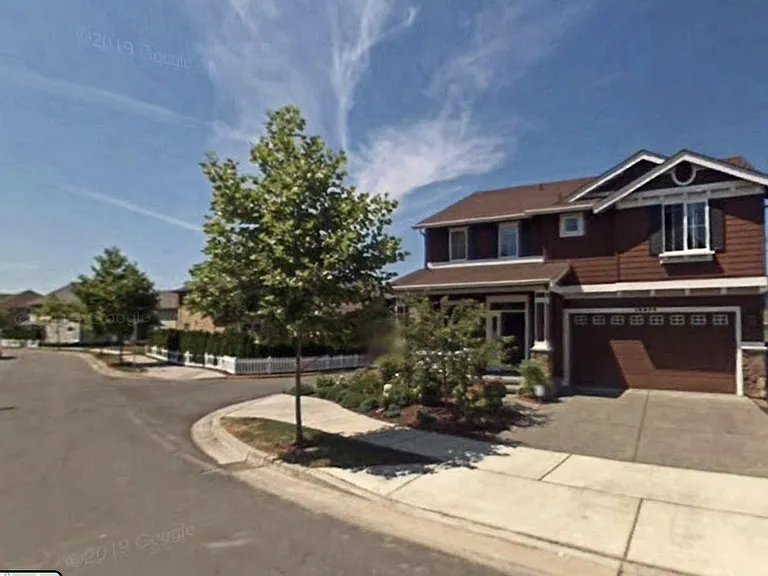 19302 NE 64th Way — Photo 13