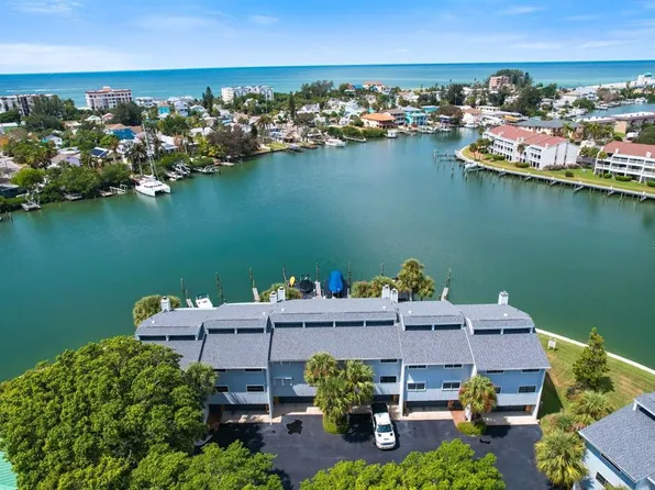 12120 Capri Cir S, Treasure Island, FL 33706