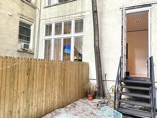 Rented by Corcoran | media 30