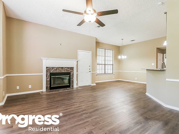 2nd image of 1117 Brittany Dr
