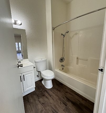 3rd image of 520 6th Ave #88f7f8a08