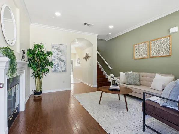 224 Appian Village Dr, El Sobrante, CA 94803