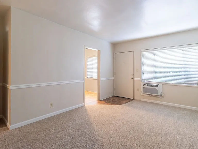 Alexander's Place at 1625 H ~ Discover Timeless Charm in the Heart of it All! — Photo 21