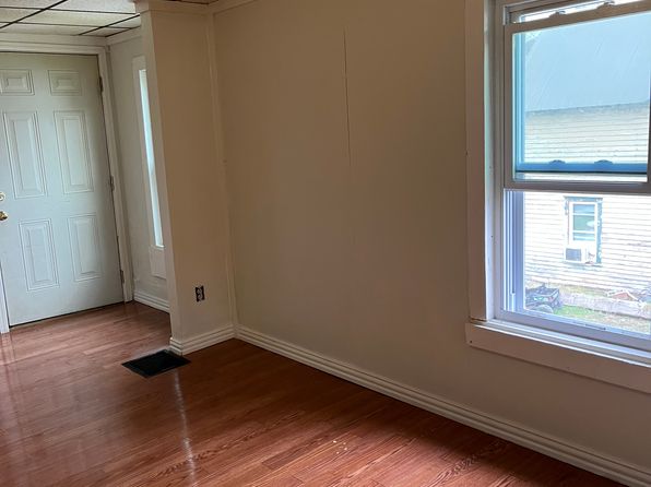 (undisclosed Address)