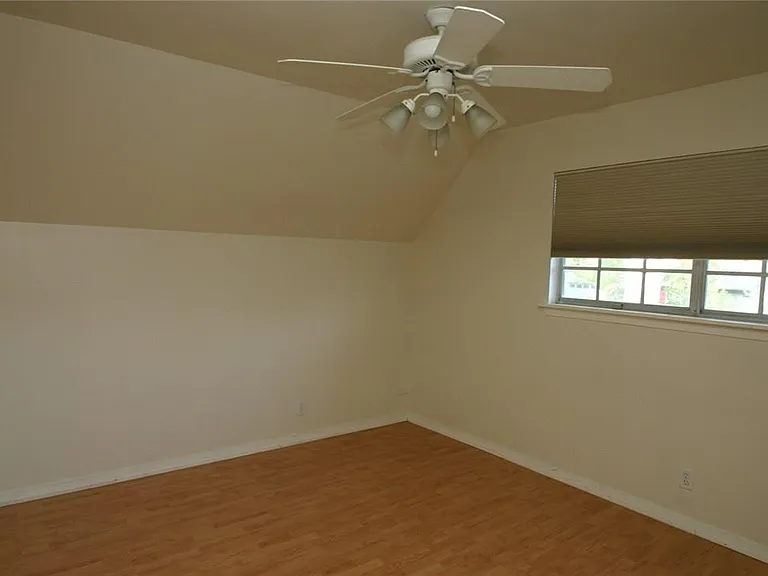 6702 Isabelle Dr — Photo 12
