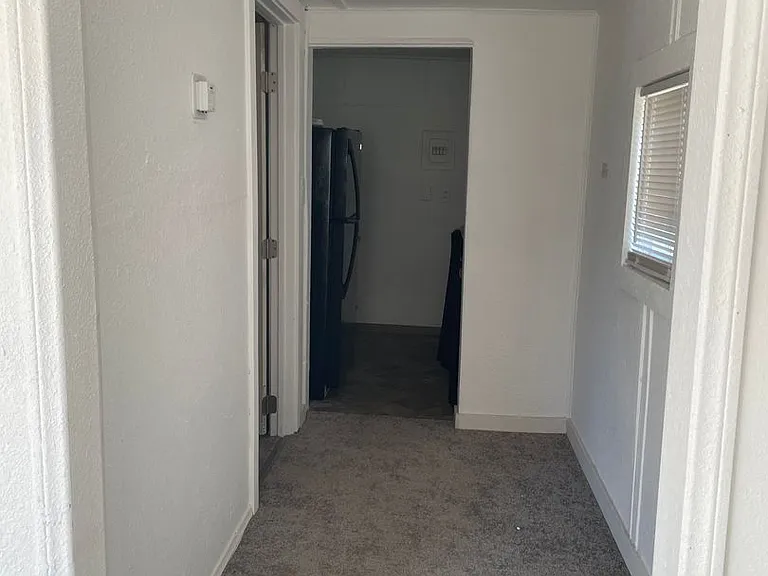 210 Beardsley Ave — Photo 3