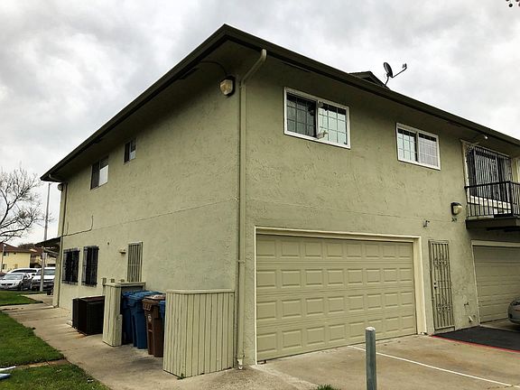 5th image of 2409 Lemontree Ct Unit 3