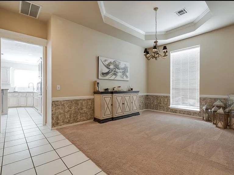12700 Sutton Hill Rd — Photo 11