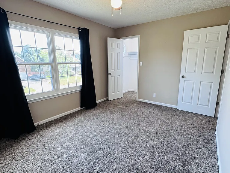 474 Bamburg Dr — Photo 19