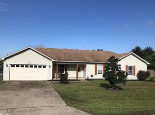 196 Pearl Stone Dr, Lonoke, AR 72086