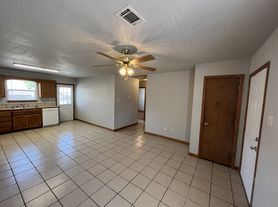 10 Marie Ln, Austin, AR