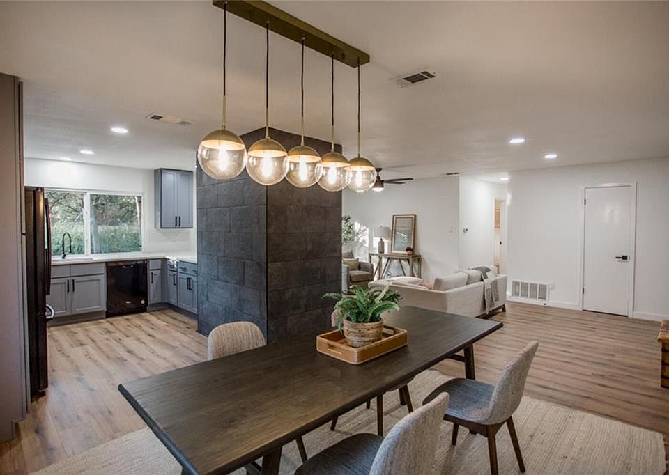 1st image of 11808 Highland Oaks Trl