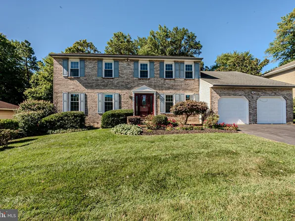 3 Longspur Dr, Wilmington, DE 19808