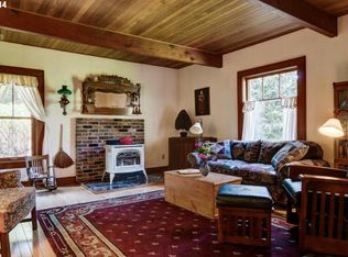 3840 Stewart Rd, Eugene, OR 97402