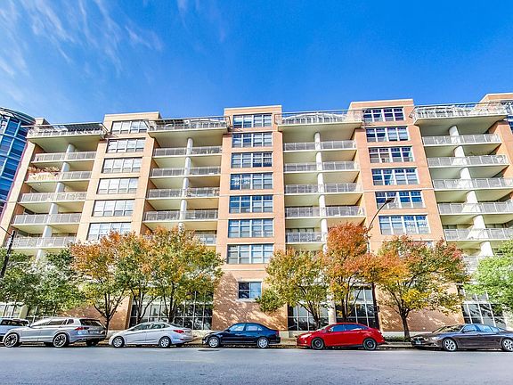 2nd image of 1200 W Monroe St APT 612