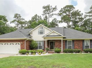 31 Eton Ct, Richmond Hill, GA 31324