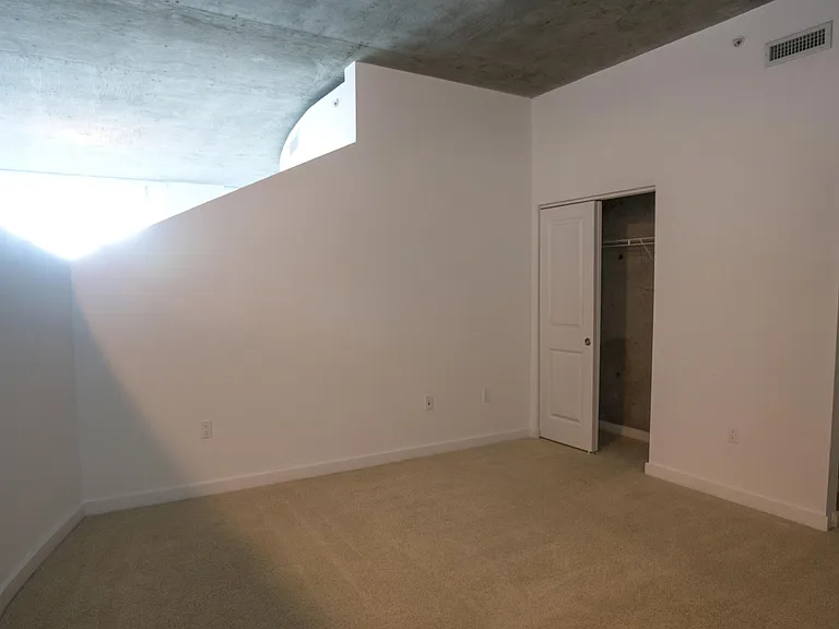 300 S Australian Ave #708 — Photo 5