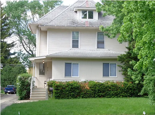313 Augusta Ave Photo 1