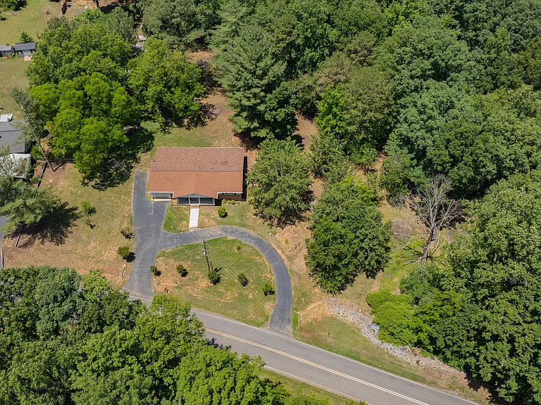 2200 Danny Bell Rd — Photo 11