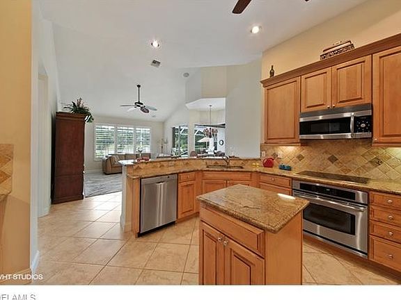 2nd image of 811 Ashburton Dr