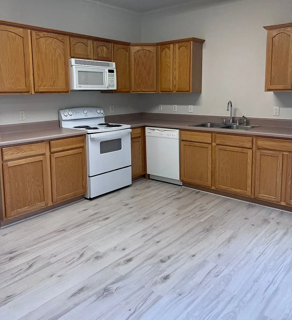 35 Spicewood — Photo 3