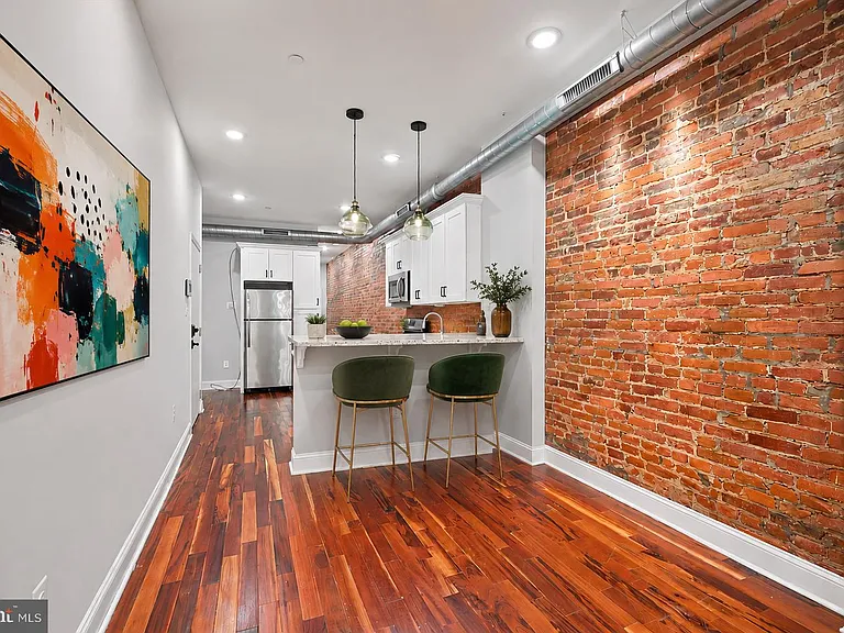 3220 W Diamond St #2 — Photo 8