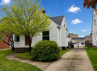 8024 Southington Dr, Parma, OH 44129