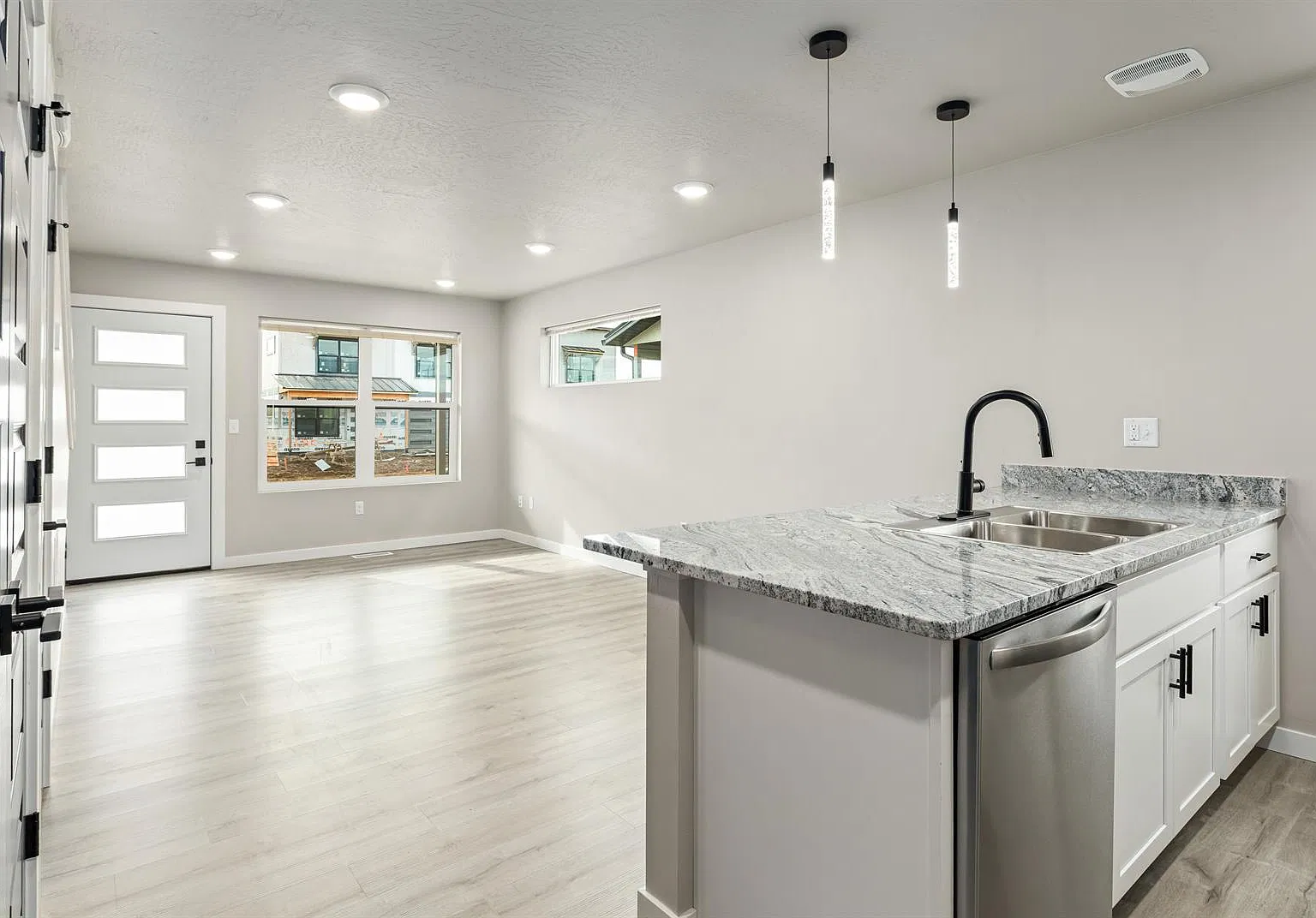 Liberty Estates — Photo 1