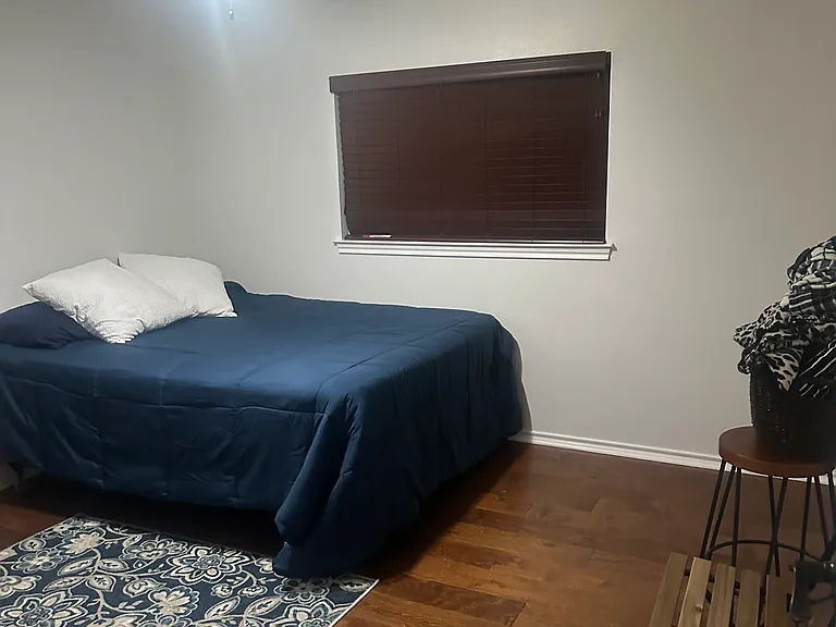 Maverick Oak Dr — Photo 1