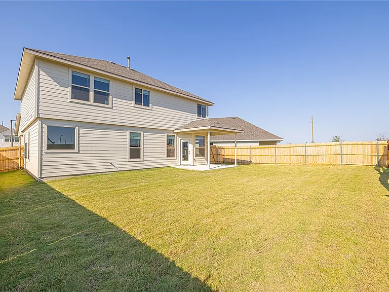 1119 Patriot Dr — Photo 29