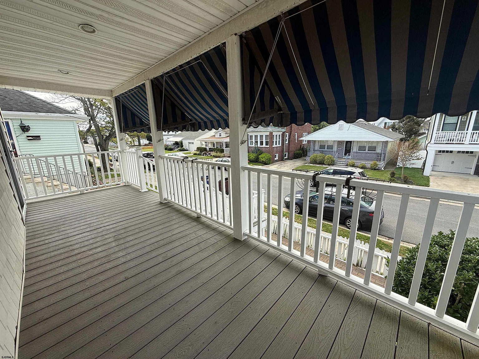 2 bed, 1.0 bath, $2,850 — Photo 3